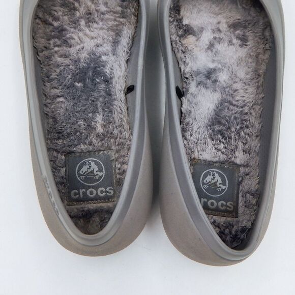 Crocs Women's Gray Mammoth Ballet Flats Slip On Size 7 Faux Fur Lined Shoes - Picture 5 of 12